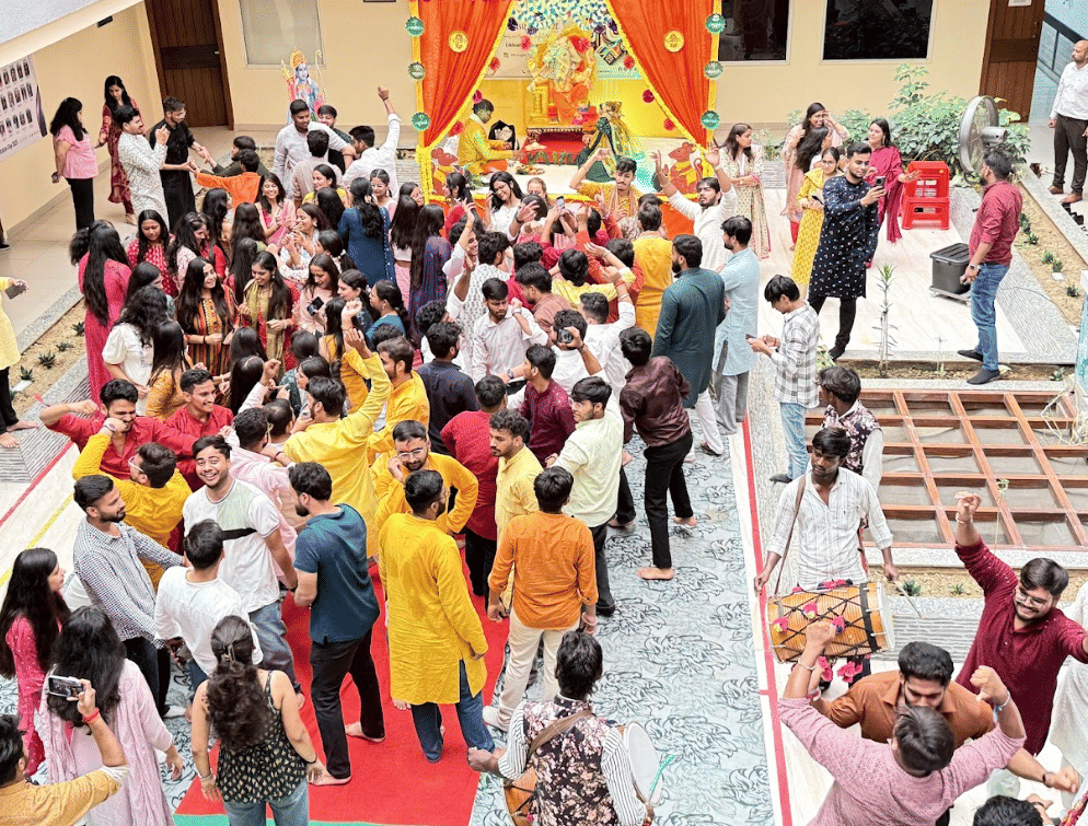 I Business Institute Greater Noida Ganpati Celebration photo 12